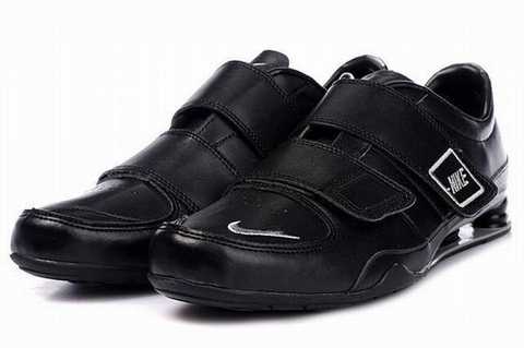 nike shox rivalry noir