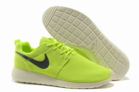 nike roshe run w chaussures rose argent